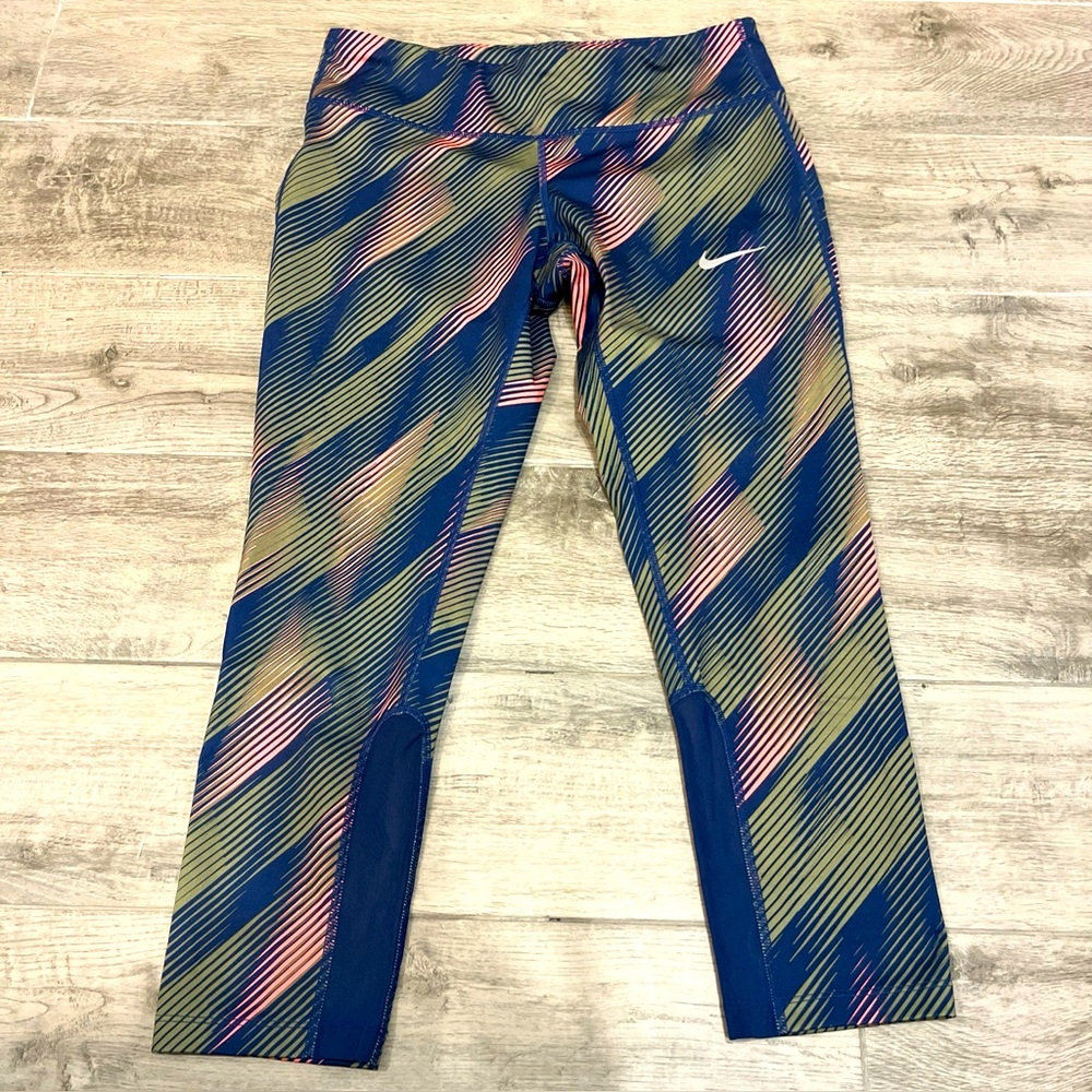 Nike Women's Epic Run Printed Crop Pants Running Training Capris Size Medium